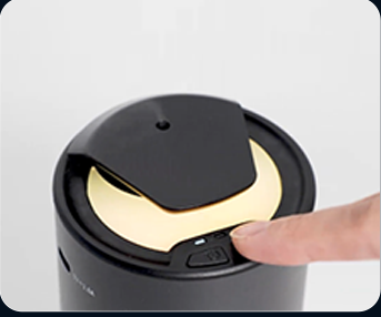 Short-pressing the A613 buttons to change grade and to cycle the three ambient light colours